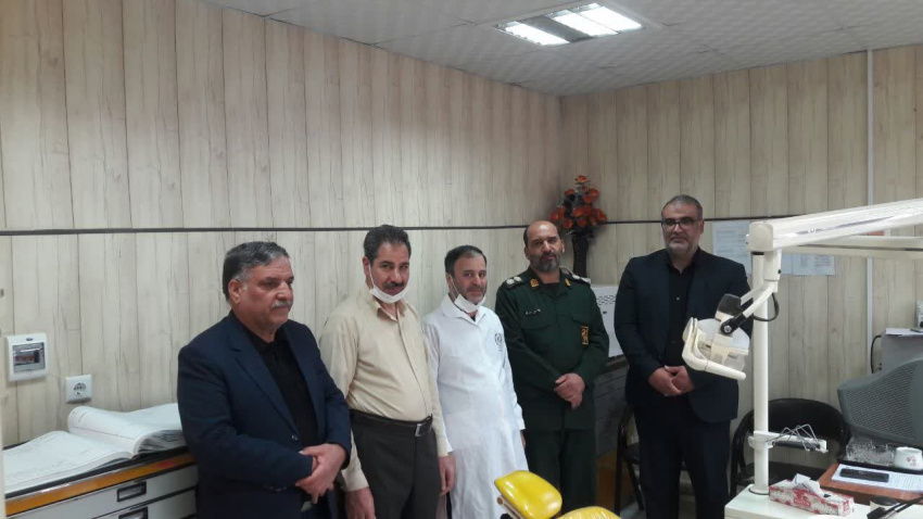 تجلیل از زحمات دندانپزشکان نیکوکار مرکز شهید کاشفی شهر آشتیان