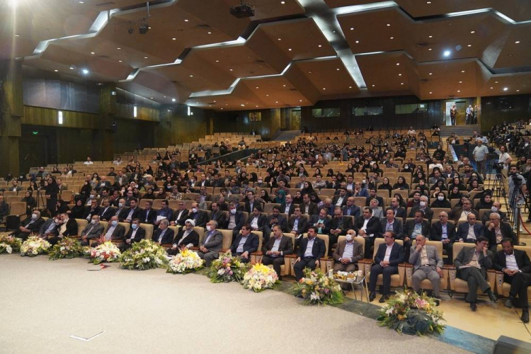 The presence of the Director of International Affairs at the 24th Medical Science Education Conference of the country at the pavilion of the country's six research centers